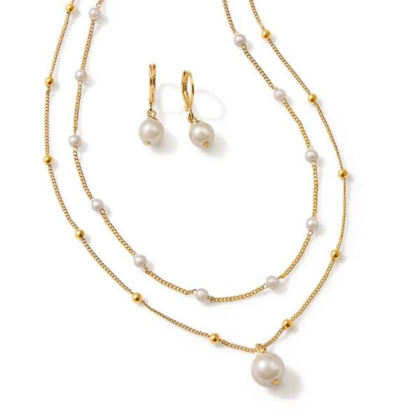 Estuche Perlas Monarca. Esika