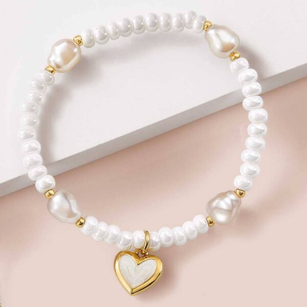 Pulsera para niñas. Sweet pearls. Esika