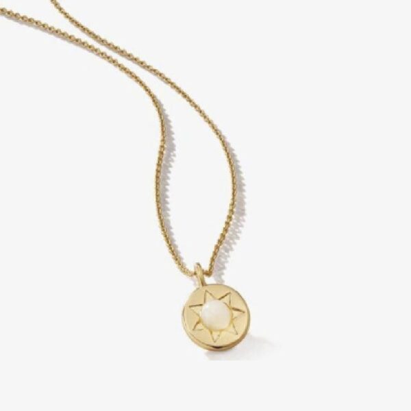 Collar Nuna blanc. Yanbal.